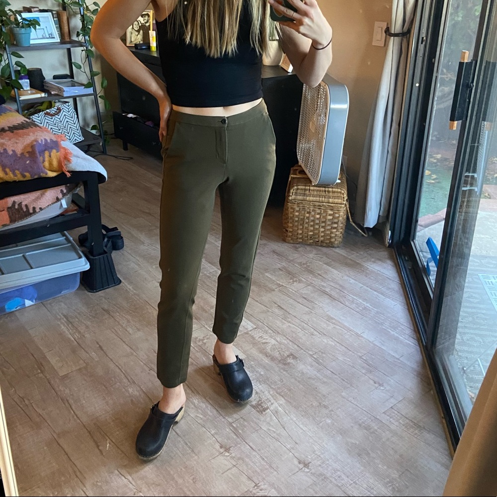 Lululemon pants size 2